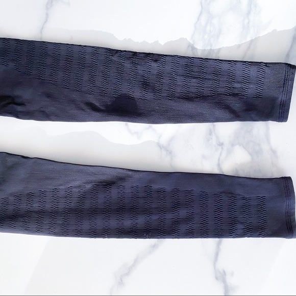 Limited Edition lululemon Wunder Under High-Rise Tight 28” - Picture 4 of 8